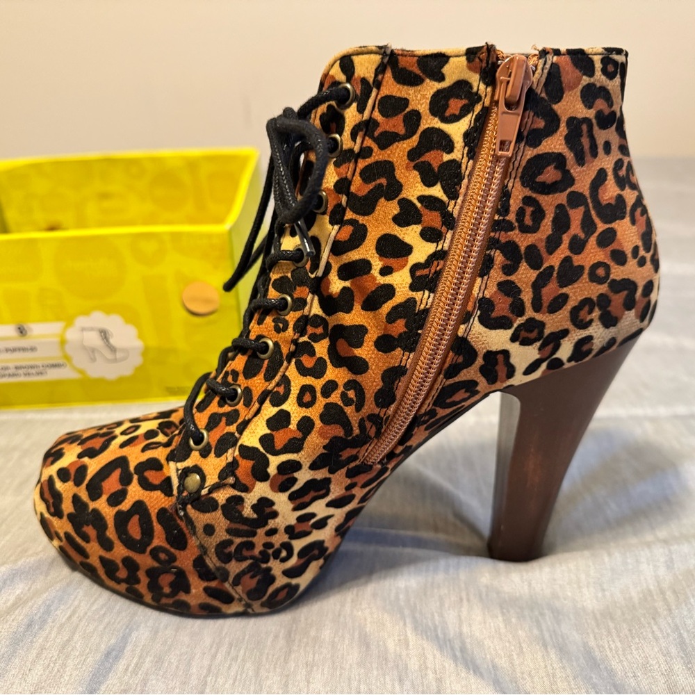Size 8 Leopard Print Ankle Boots! - Picture 8 of 11